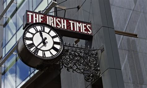Editor sorry for 'AI story' saying Irish women wear too .